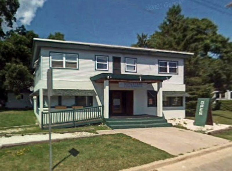 Blue Water Hotel (Les Cheneaux Coffee Roasters) - 2008 (newer photo)